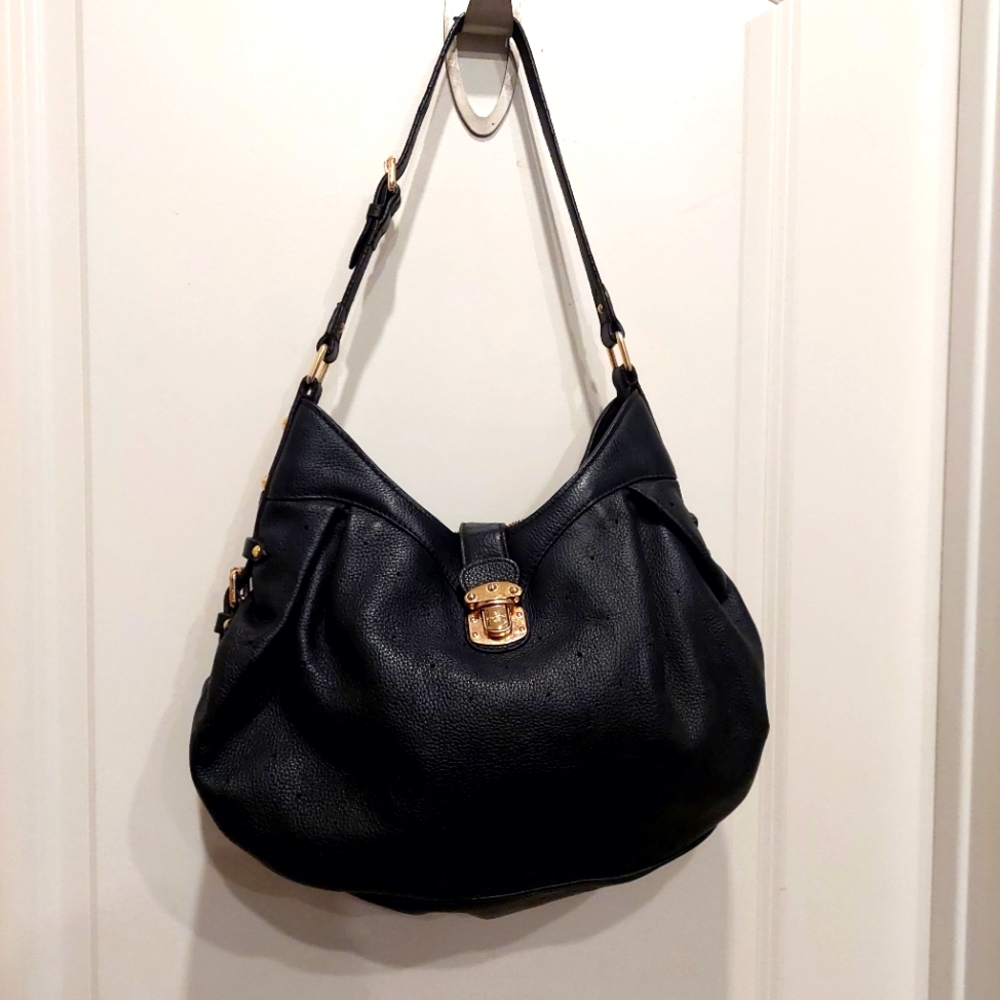 Louis Vuitton Monogram Mahina Hobo Leather Shoulder Bag